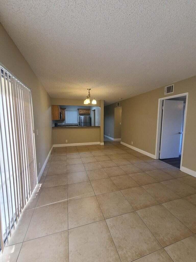 1517-lake-crystal-drive-e-west-palm-beach-fl-33411 for rent 2 beds 2 baths