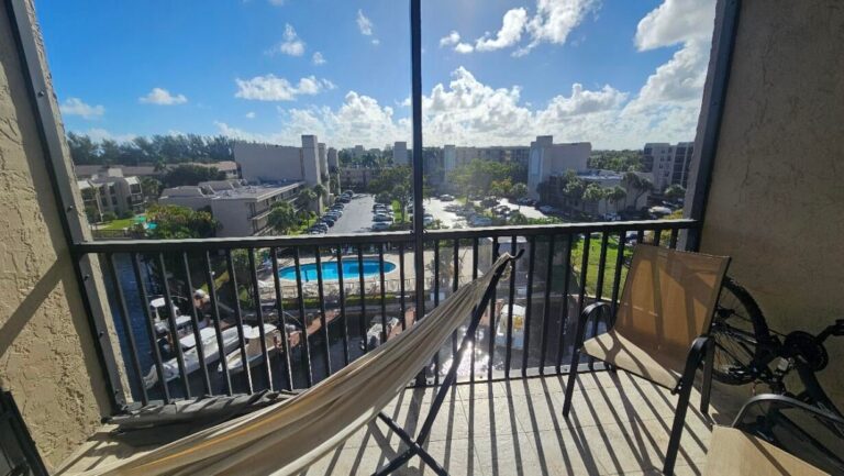 4-royal-palm-way-6050-boca-raton-fl-33432 for sale 2 beds 2 baths